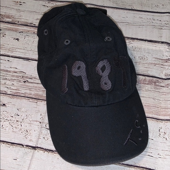 Taylor Swift Accessories - Taylor Swift 1989 Hat
